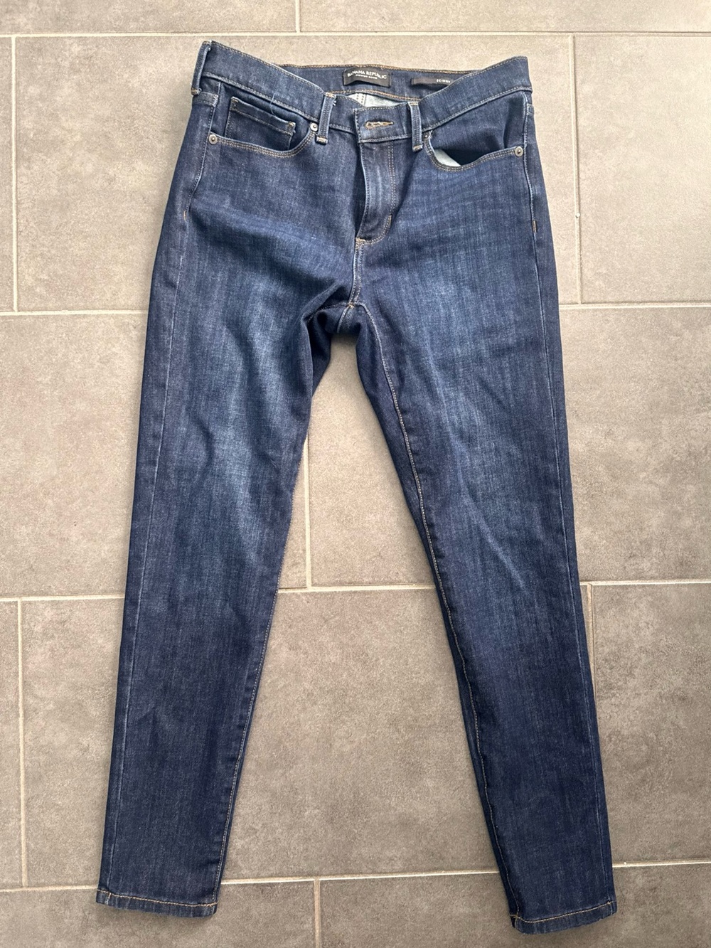 Banana Republic Skinny Jeans - Size 27